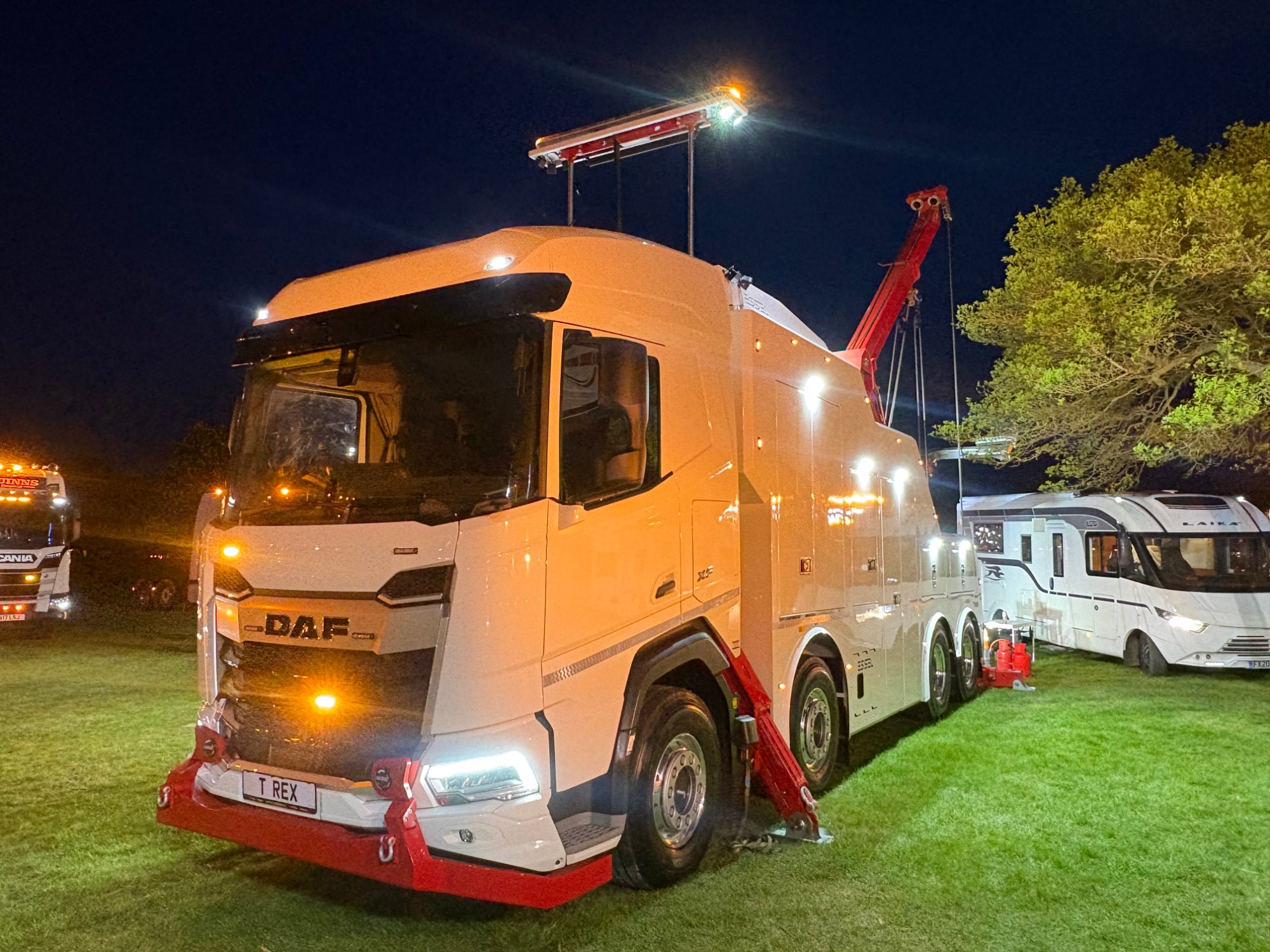 2026 DAF DAF XF530 8x4 heavy recovery rigid, unit 2 of 3 recovery trucks for sale