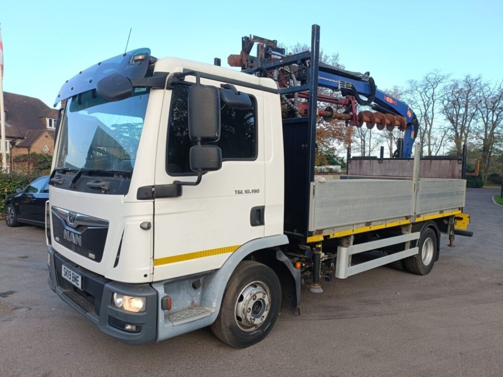 2019 MAN TGL 10.190 4x2 crane with auger cranes for sale