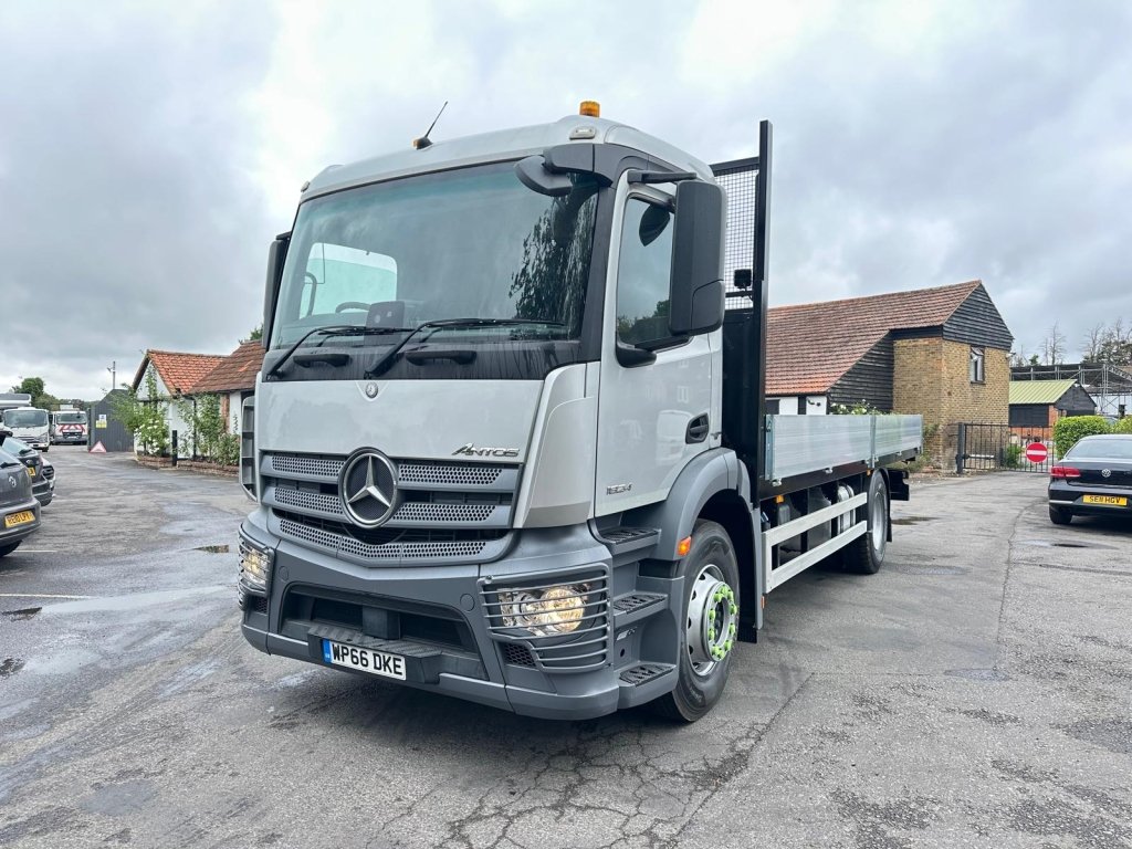 2016 Mercedes-Benz Antos 1824 18 tonne scaffolding truck dropsides – seller photo 1 of 12