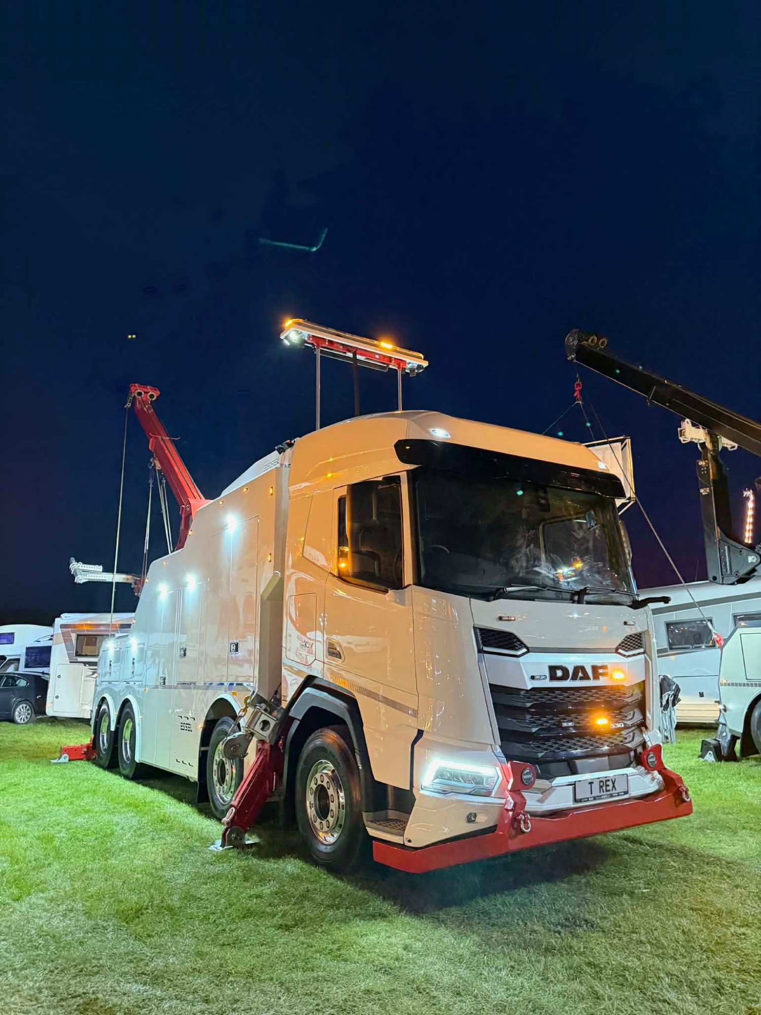 2026 DAF DAF XF530 8x4 heavy recovery rigid, unit 3 of 3 recovery trucks for sale
